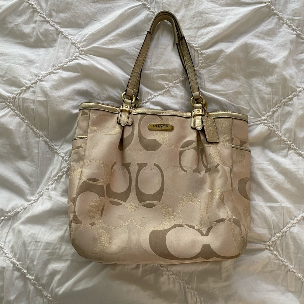 coach tote bag
